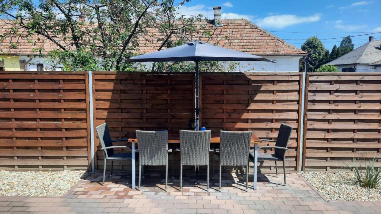 Németh Apartman Keszthely Esterno foto